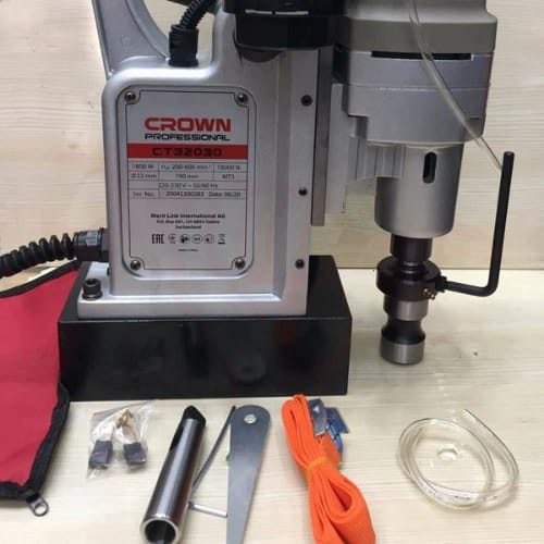 Perceuse À Base Magnétique 1800W 32mm CROWN