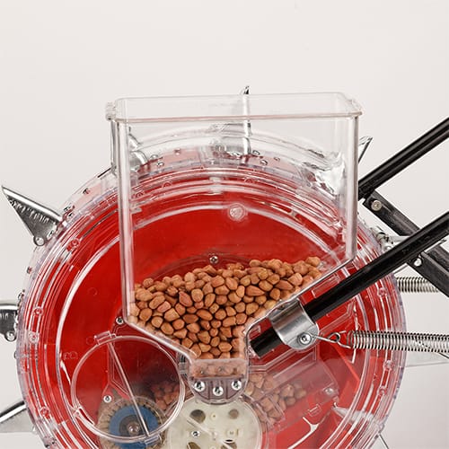 ألة زراعة البذور